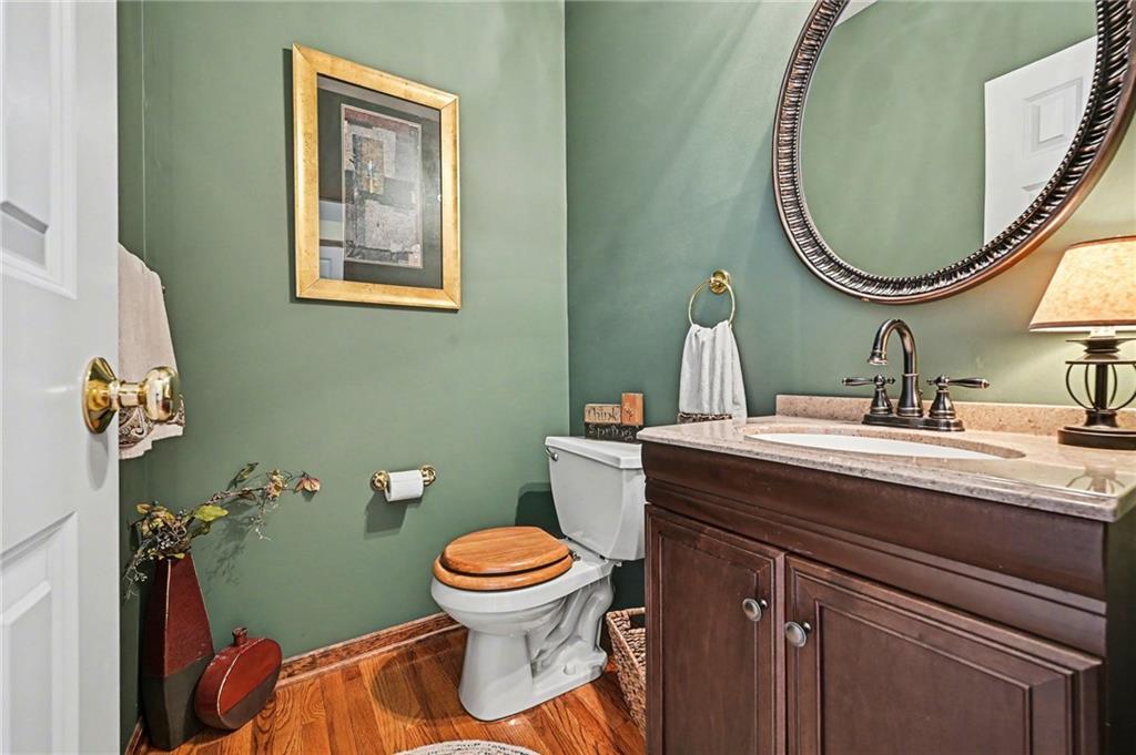 13090 Red Oak Court