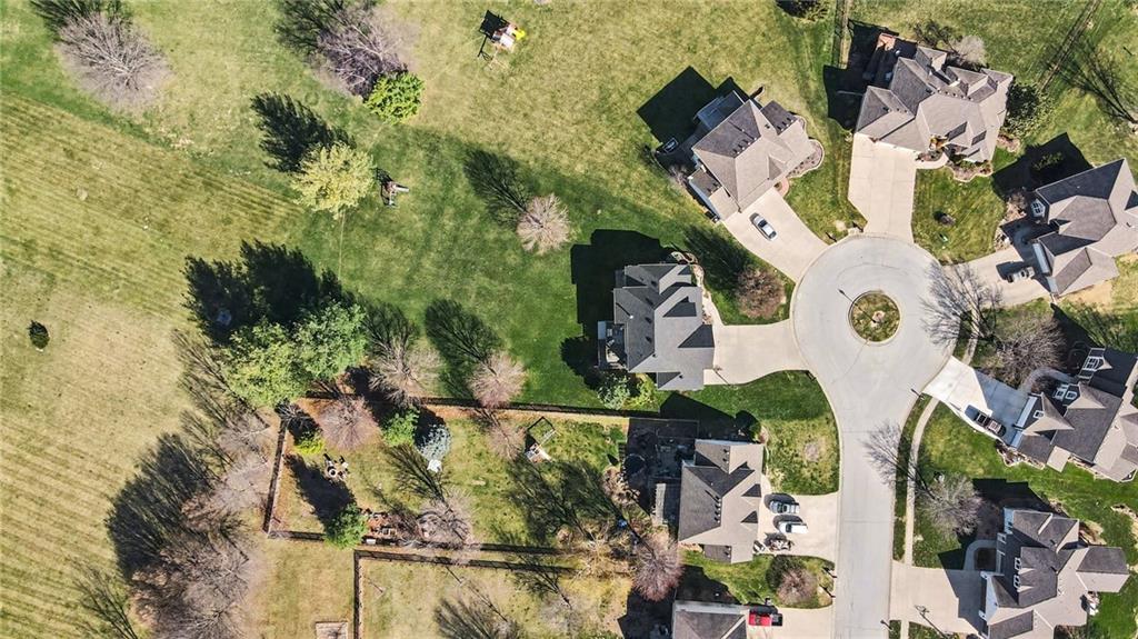 13090 Red Oak Court