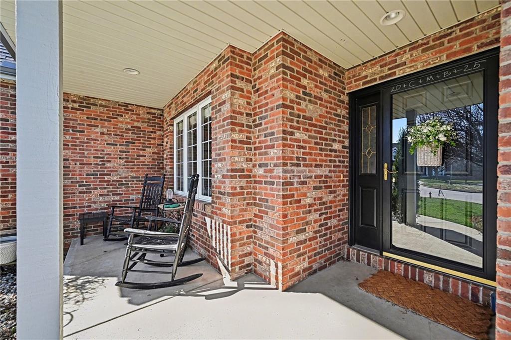 13090 Red Oak Court