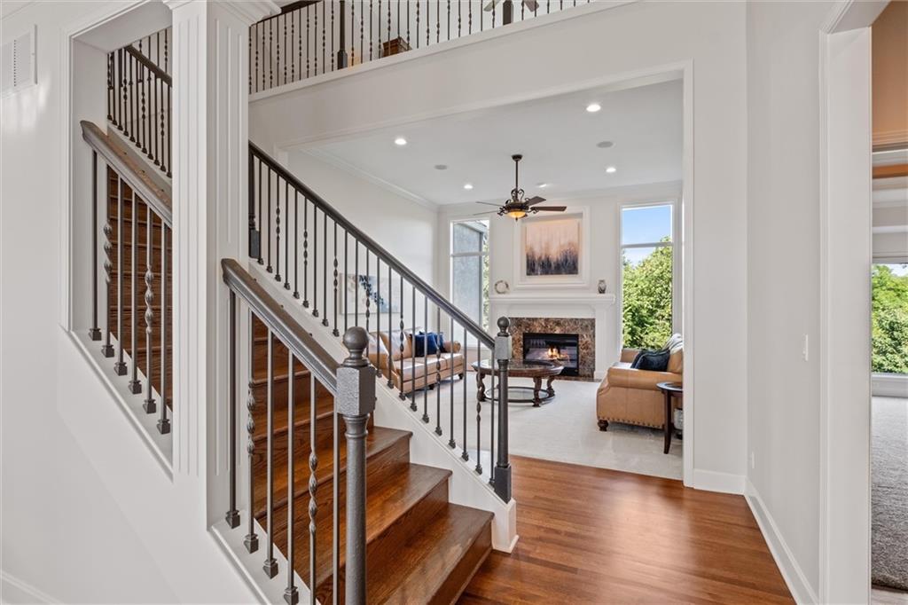 8190 Shoreline Drive