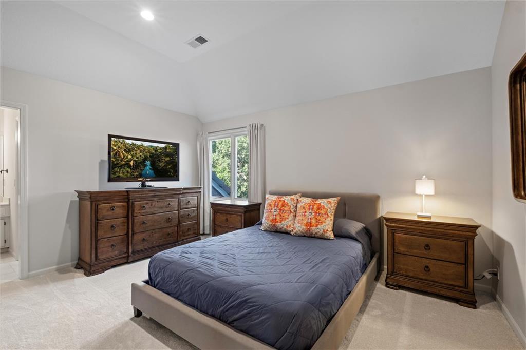 8190 Shoreline Drive