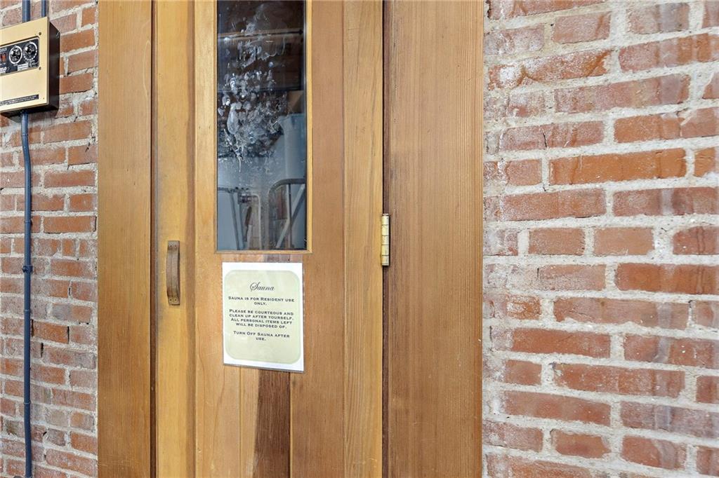 308 W 8th Street Unit: 401