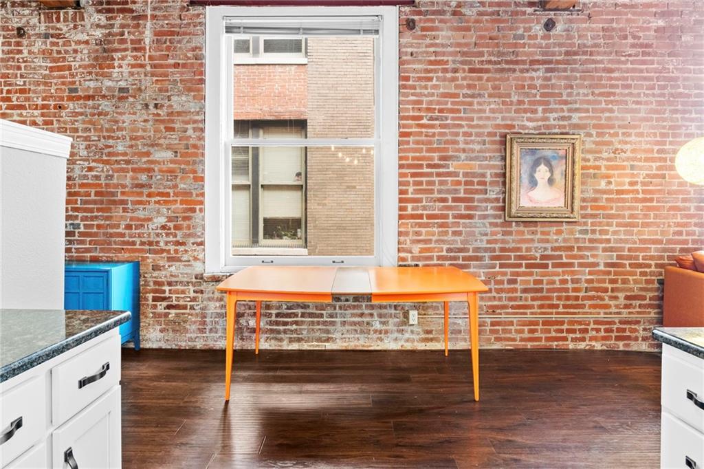 308 W 8th Street Unit: 401
