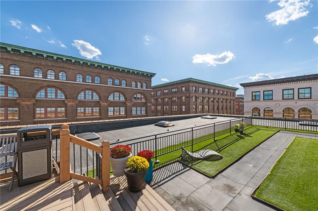 308 W 8th Street Unit: 401