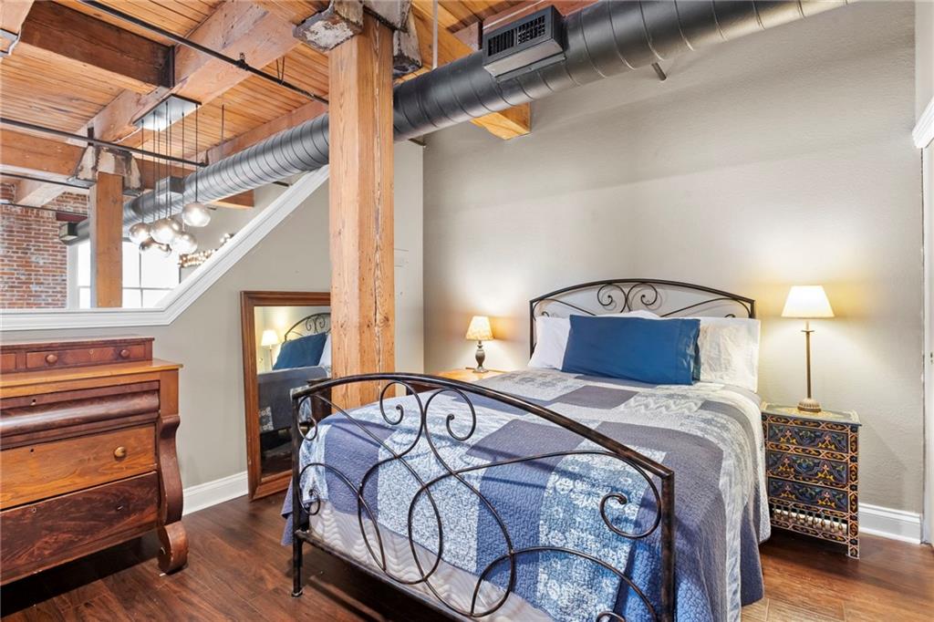 308 W 8th Street Unit: 401