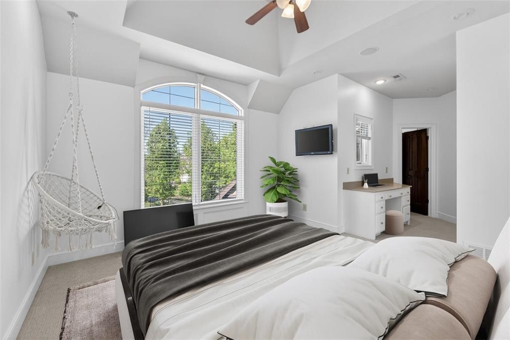 16612 NE 121st Terrace