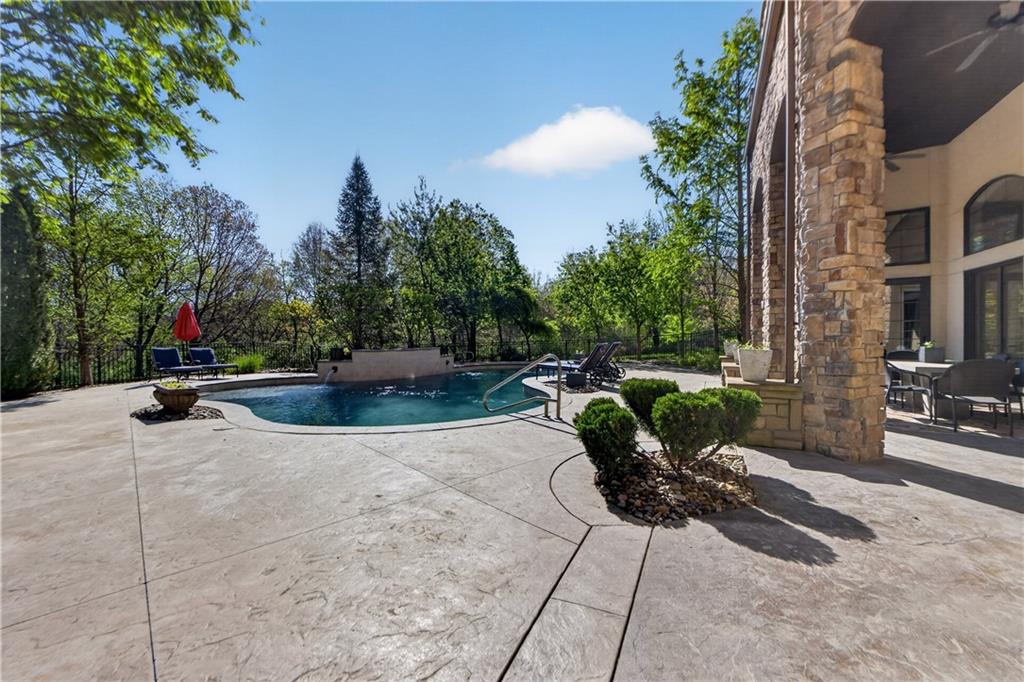 16612 NE 121st Terrace