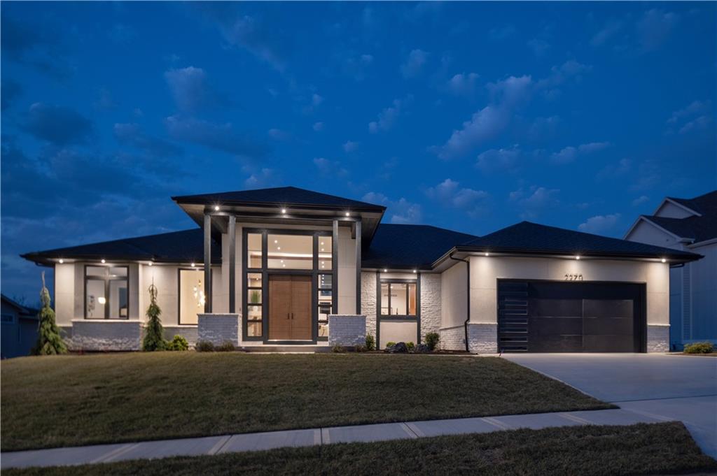 2270 NW Palisades Drive