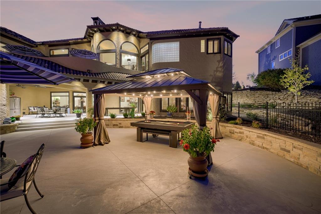6521 Ridge Road