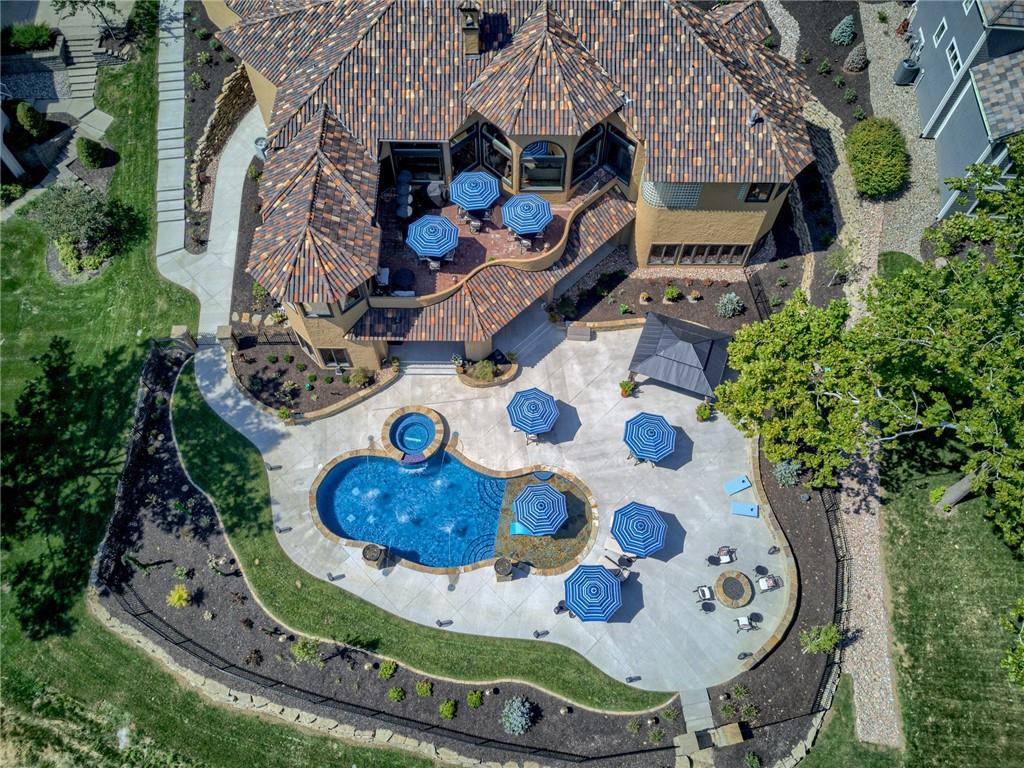 6521 Ridge Road