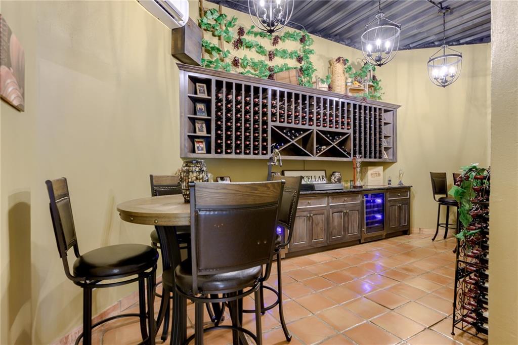 6521 Ridge Road