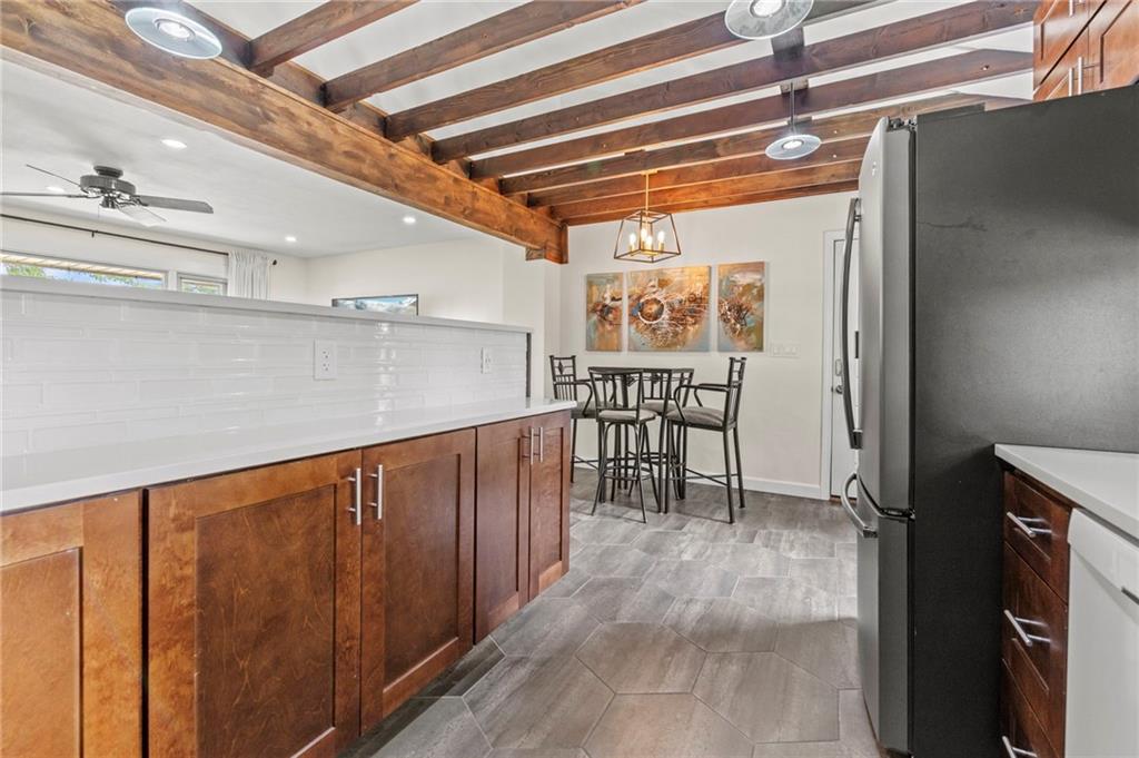 109 NW 64th Terrace