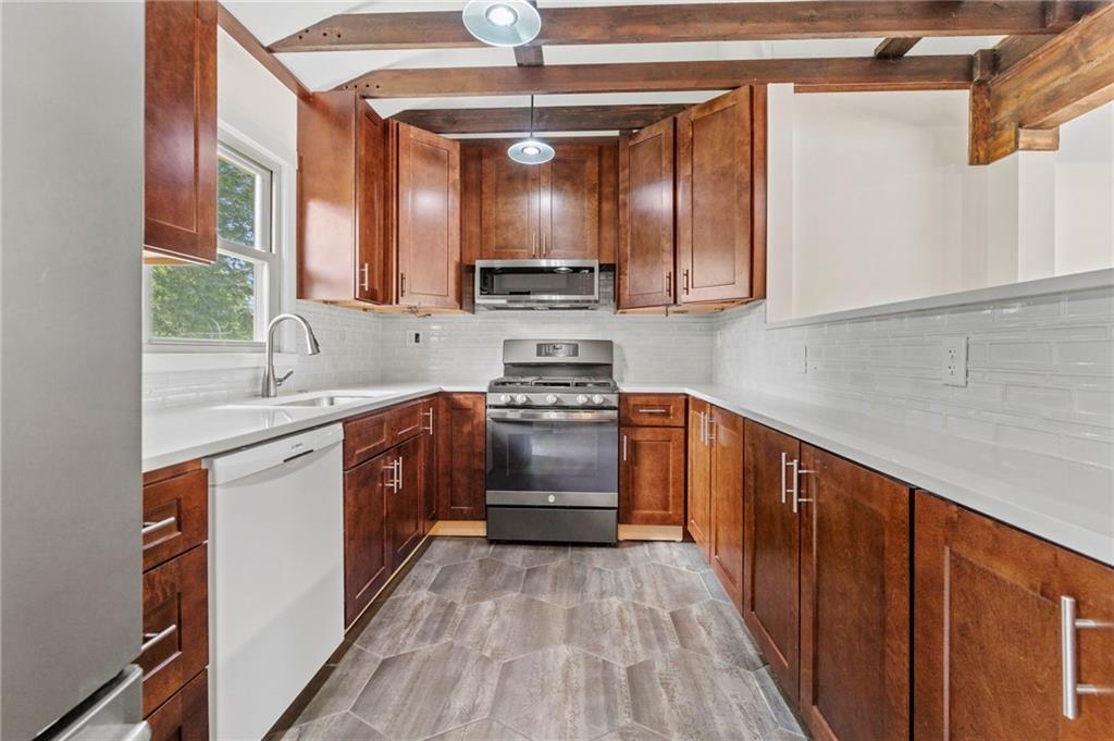 109 NW 64th Terrace