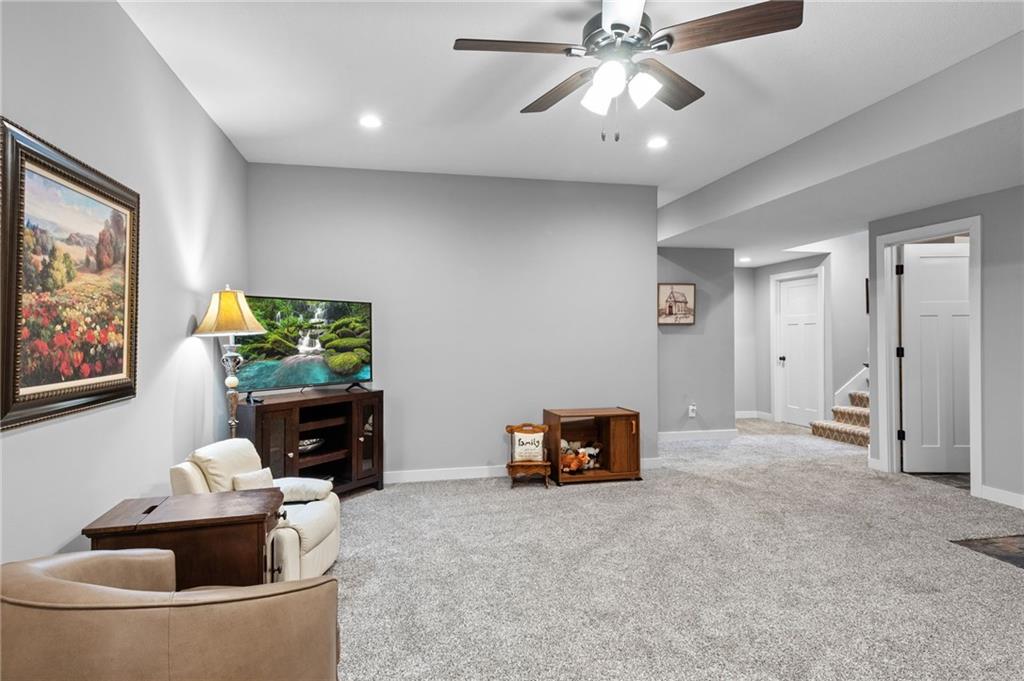 5866 S National Drive