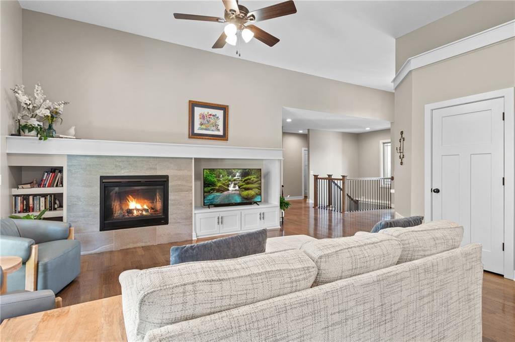 5866 S National Drive