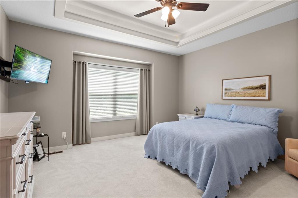 5866 S National Drive