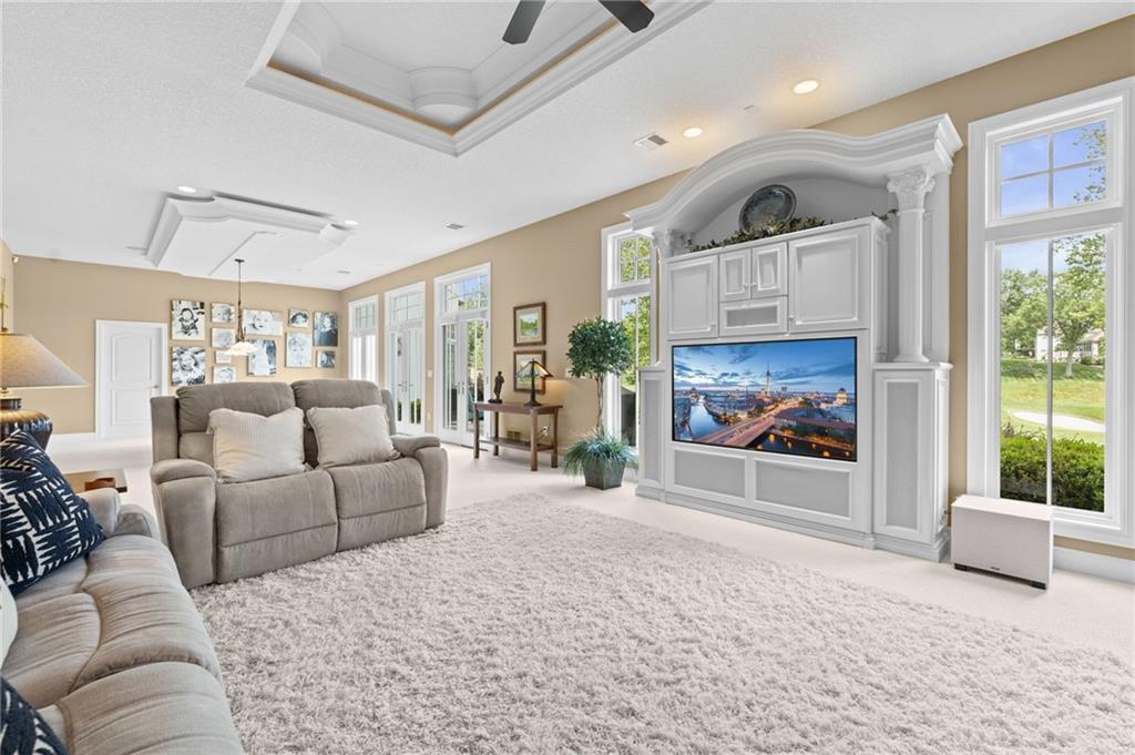 6517 Ridge Road