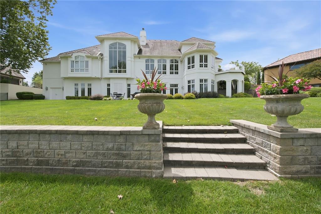 6517 Ridge Road