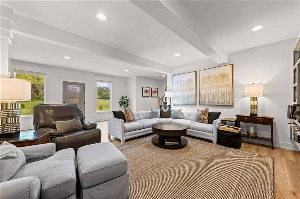 7555 NW Fawn Circle