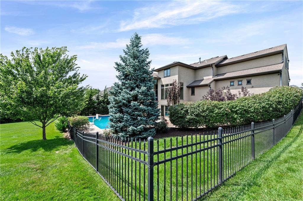 10755 NW 81st Street