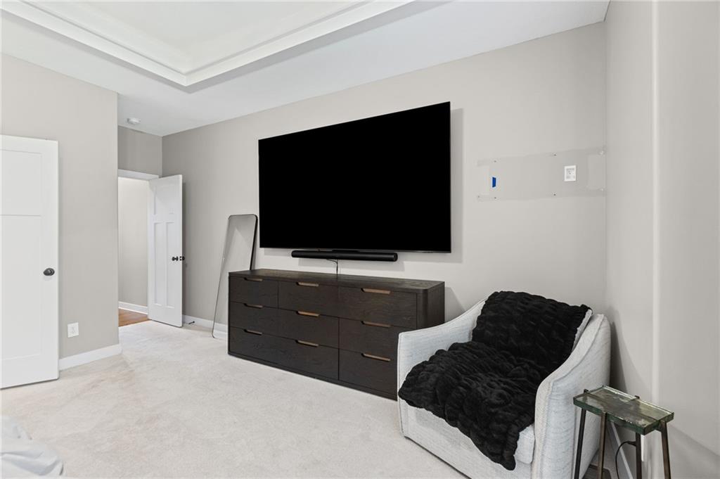 5866 S National Drive