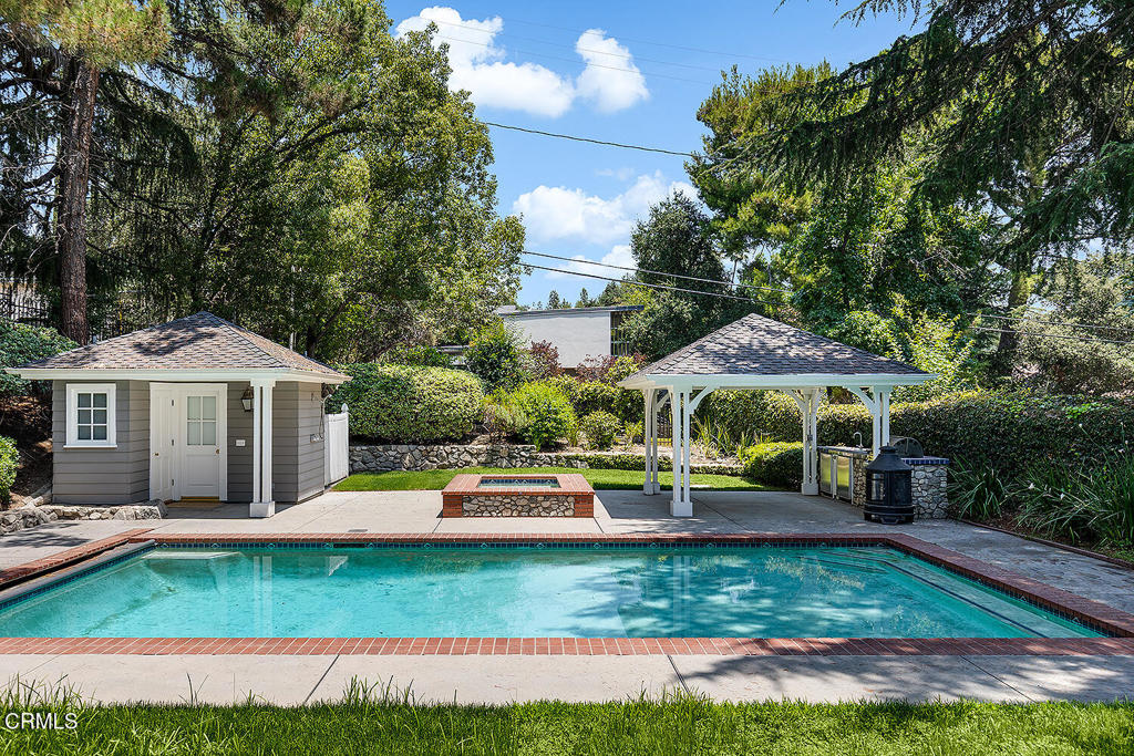 5250 Vista Lejana Lane