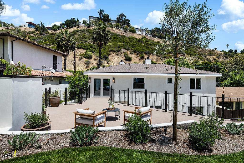 1475 N Bundy Drive