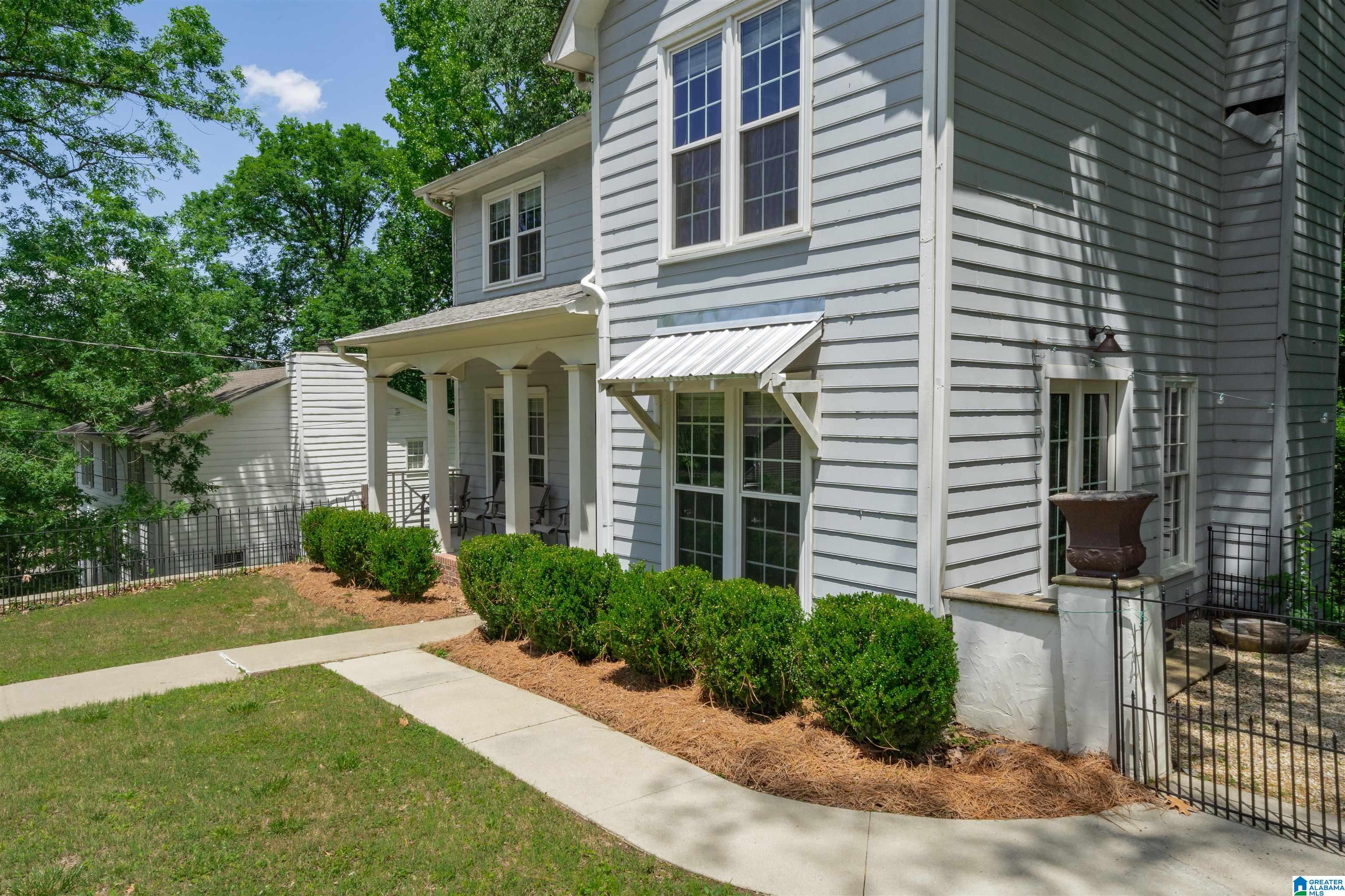897 MOUNTAIN RIDGE DRIVE