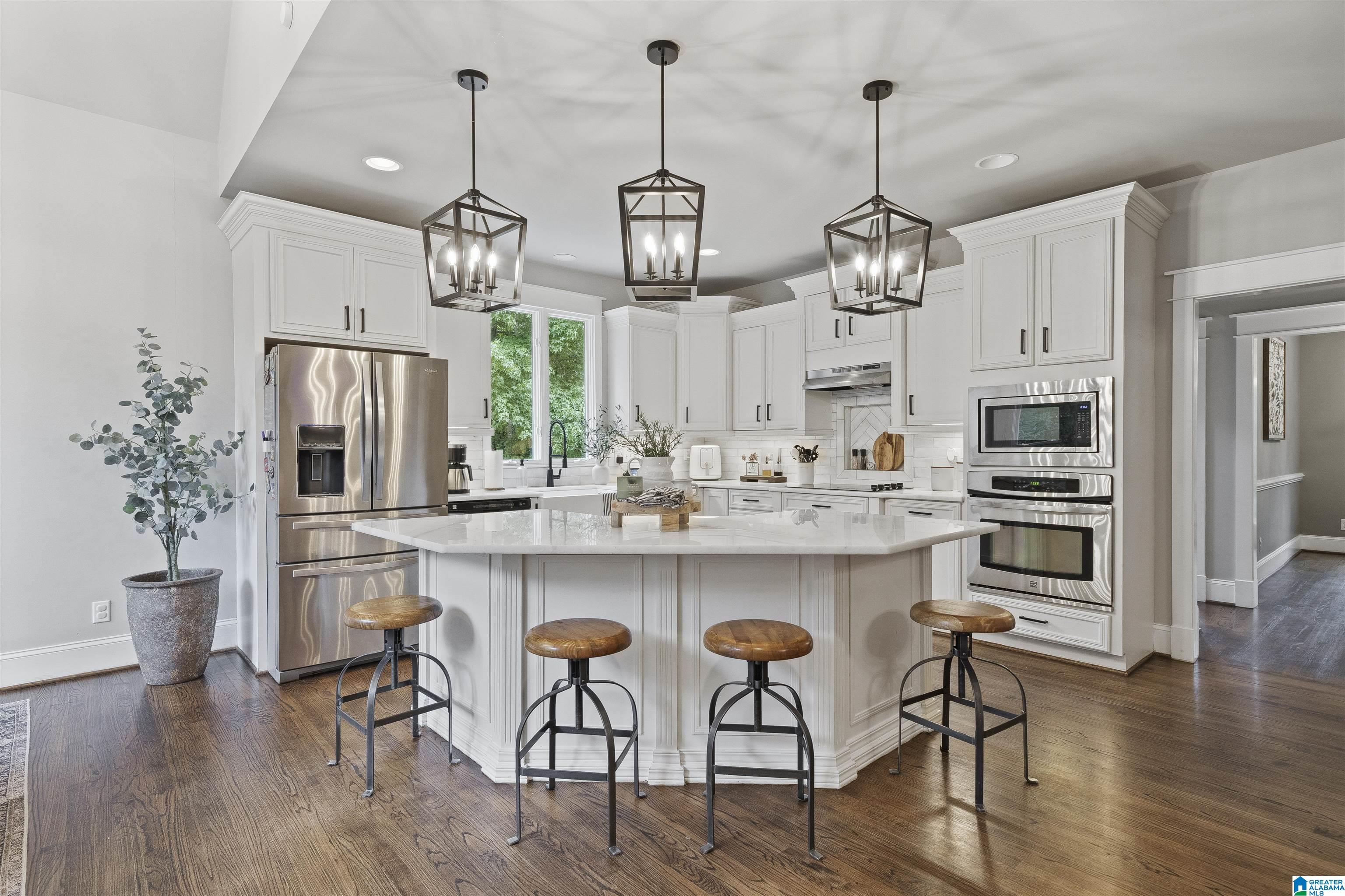 101 CARRIAGE CREEK PATH