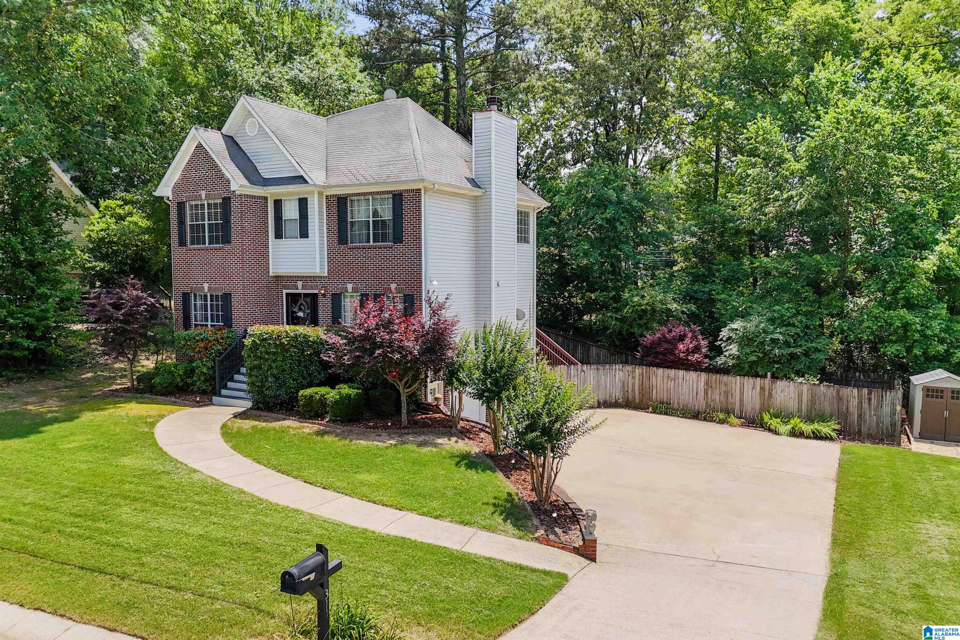 311 HUNTER HILLS CIRCLE