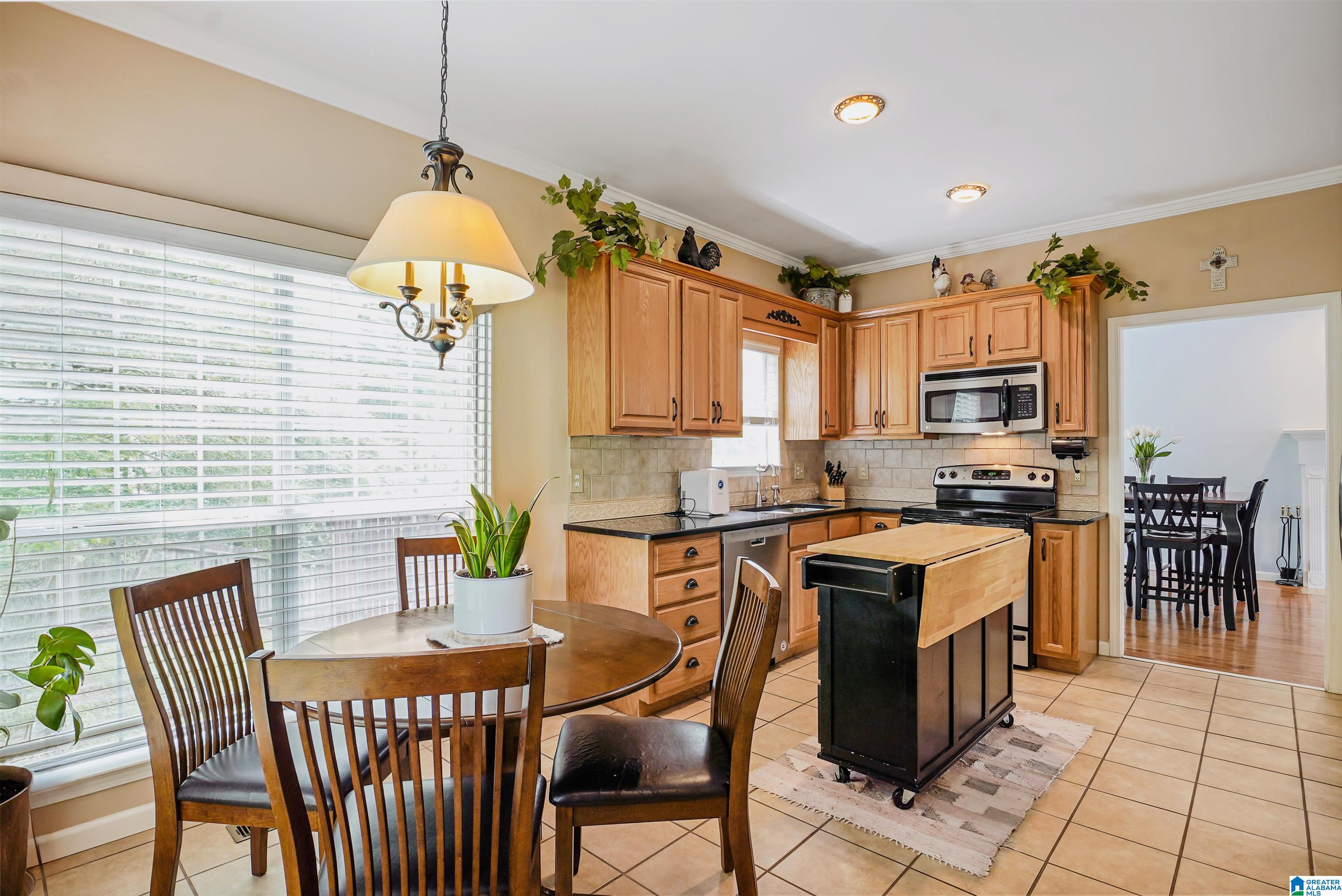 311 HUNTER HILLS CIRCLE