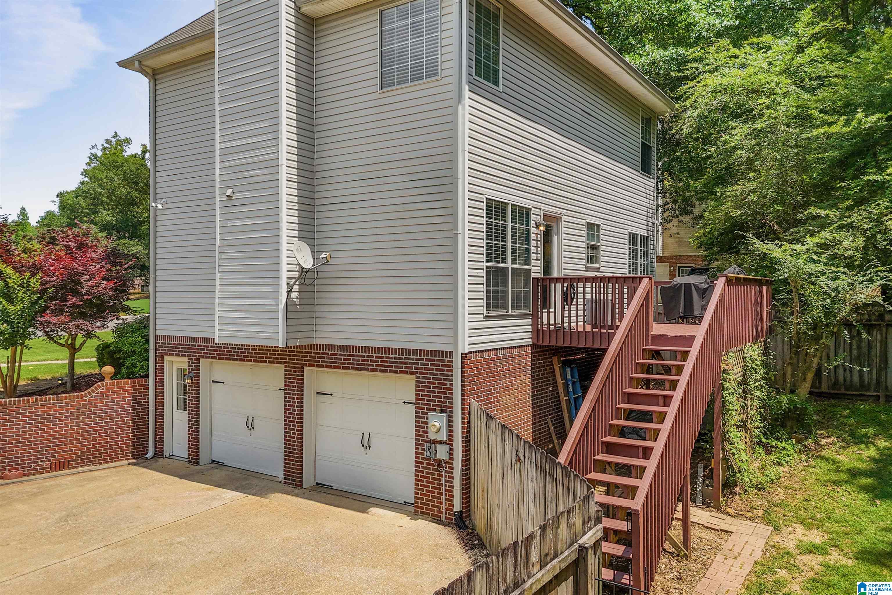 311 HUNTER HILLS CIRCLE