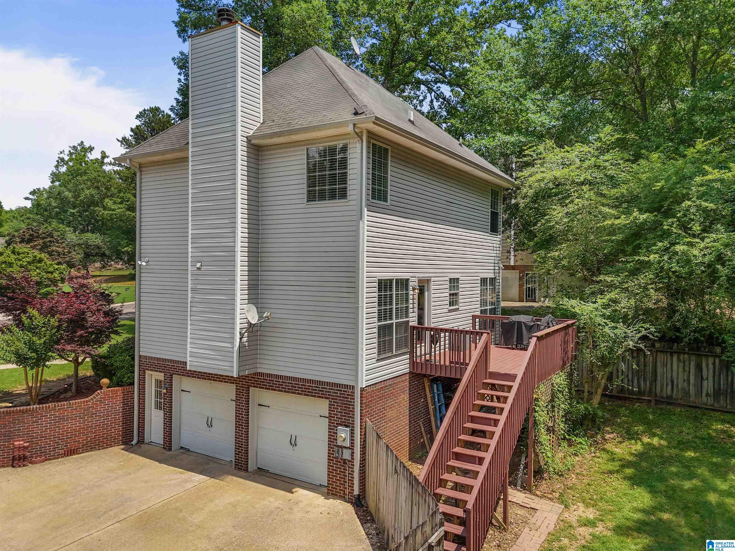 311 HUNTER HILLS CIRCLE