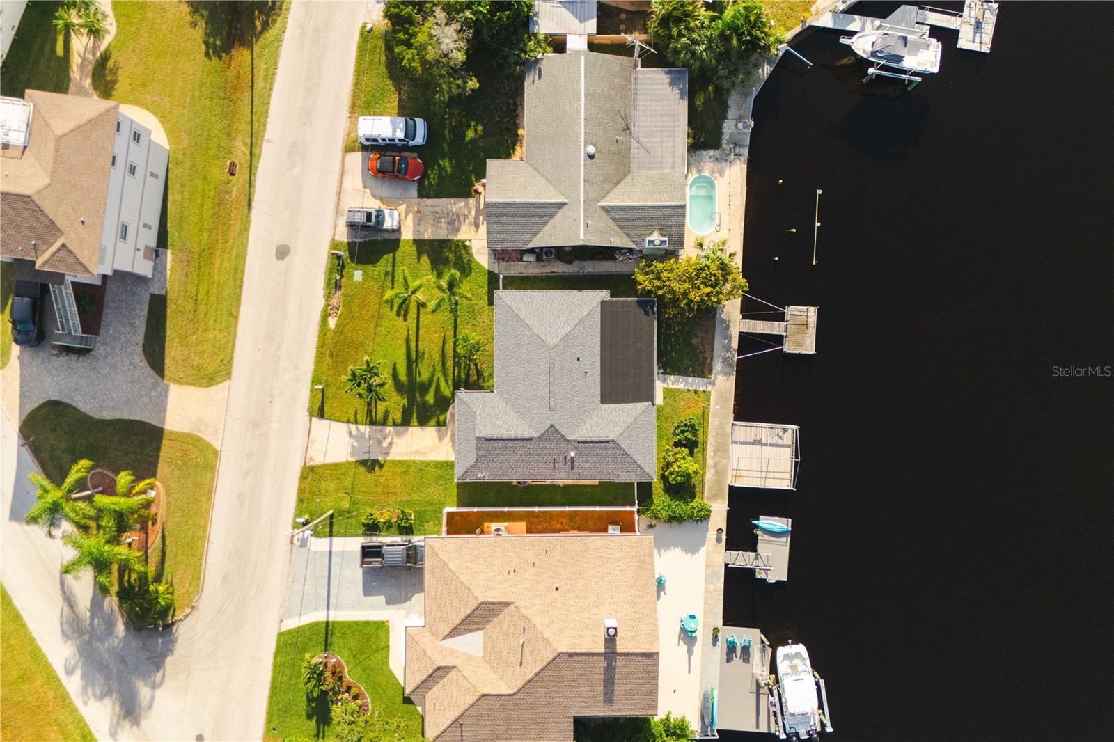 6617 HARBOR DR