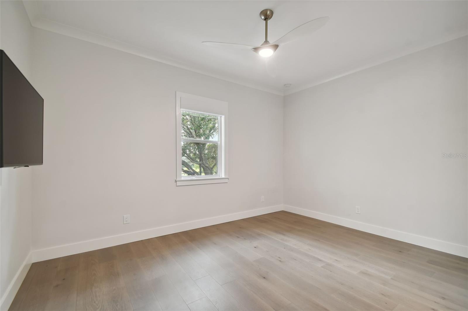 3418 W DORCHESTER ST