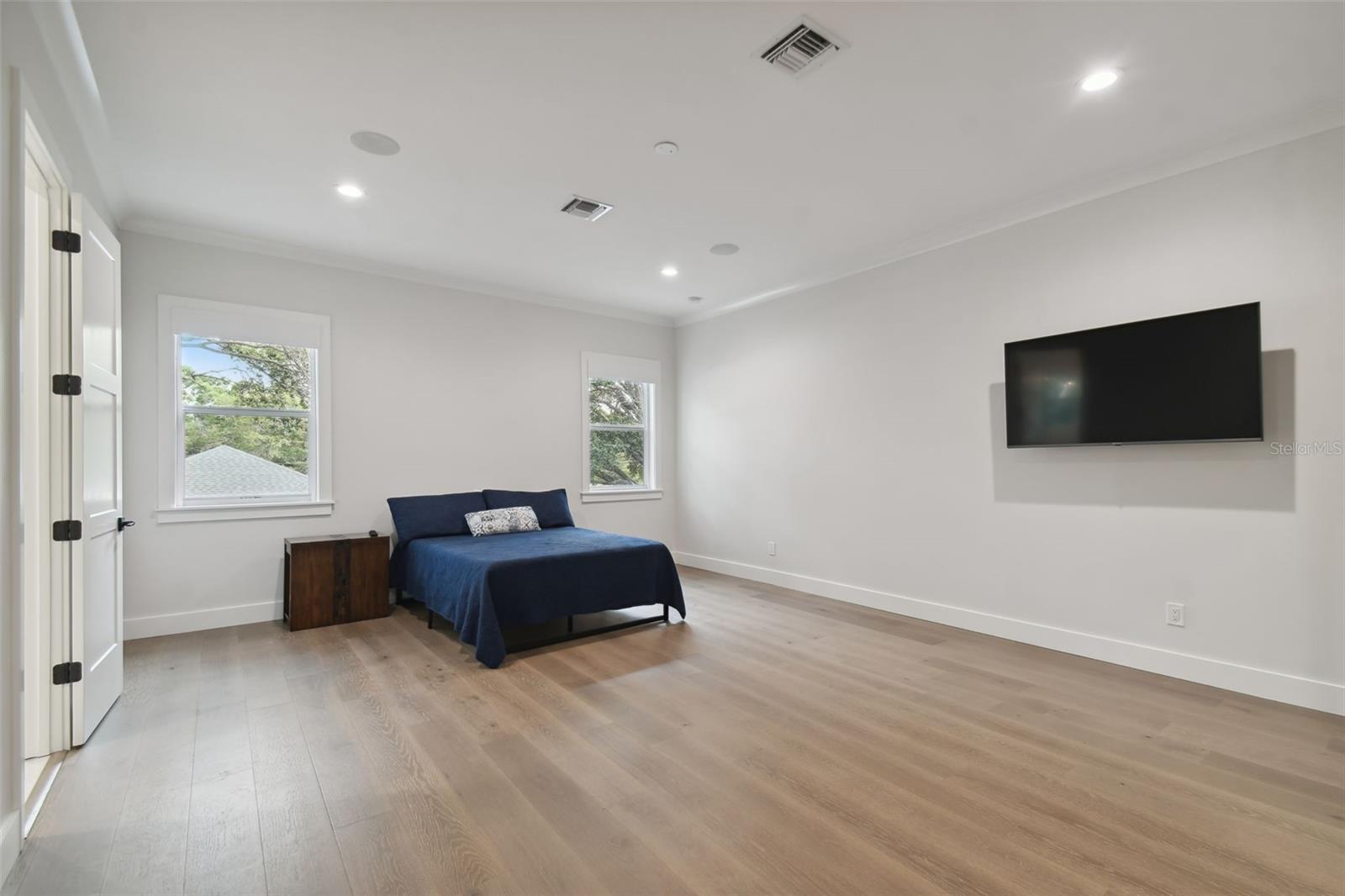 3418 W DORCHESTER ST