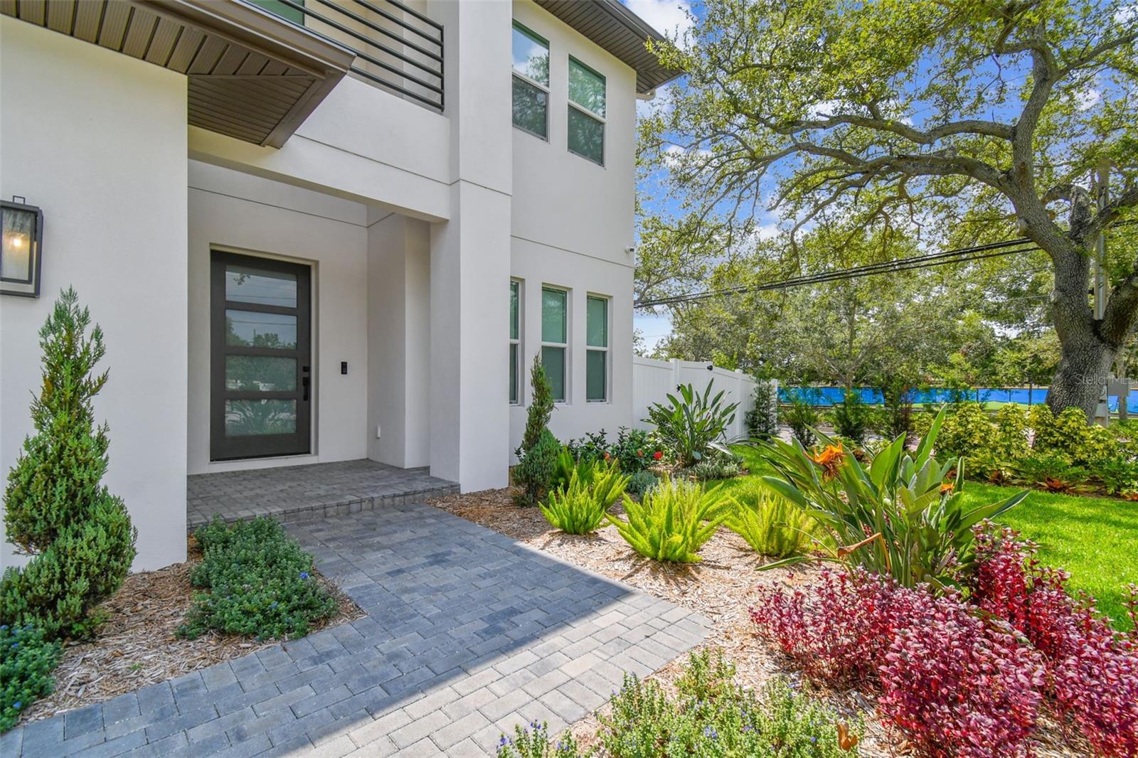 3418 W DORCHESTER ST