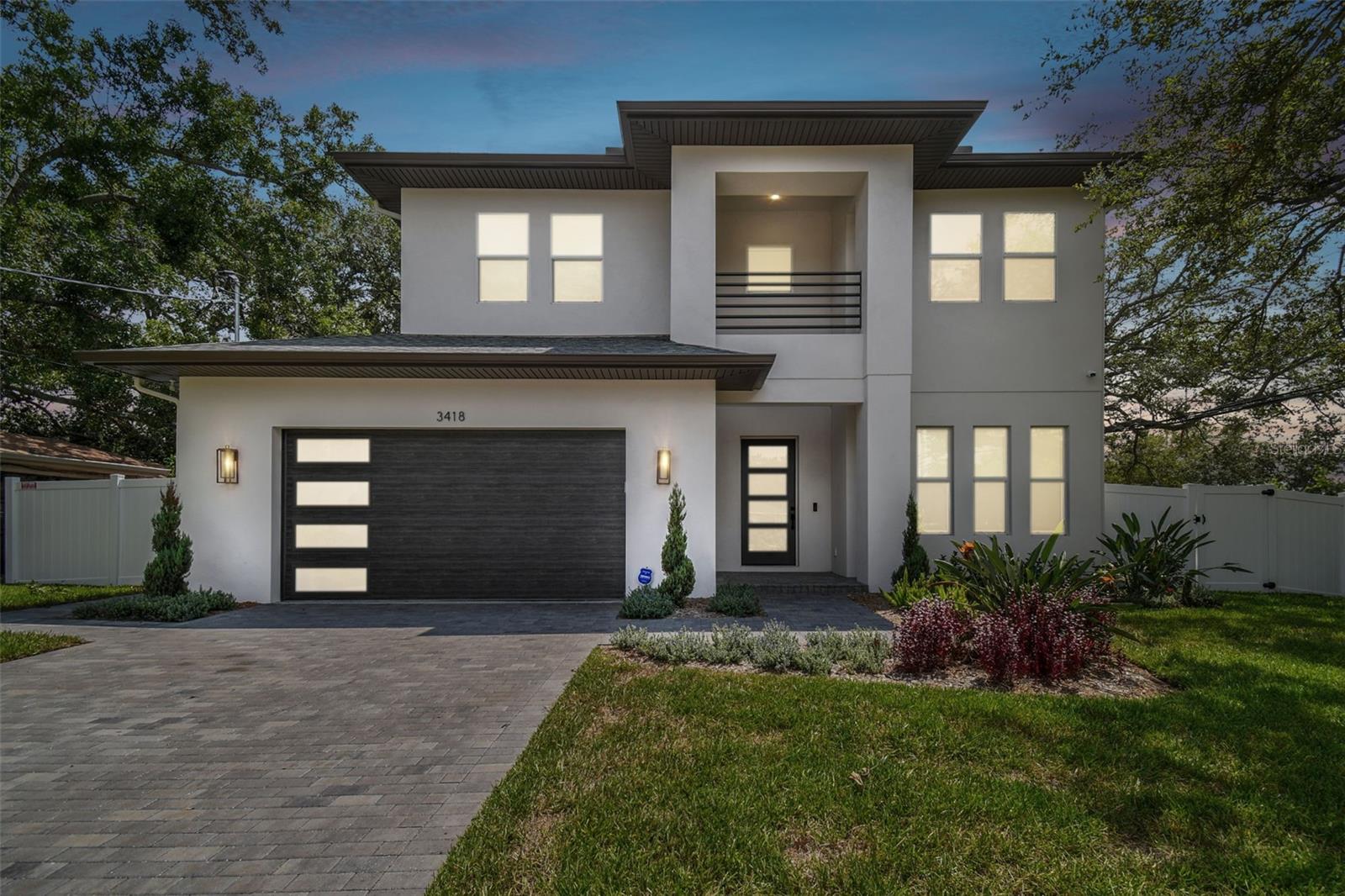 3418 W DORCHESTER ST