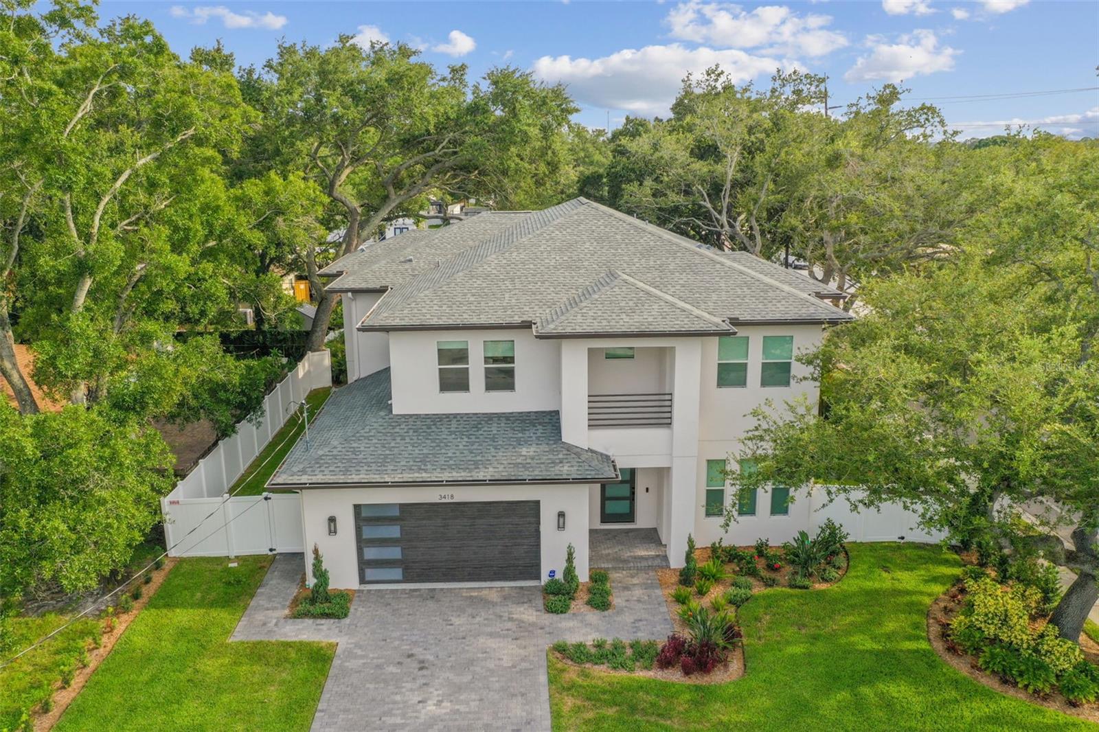 3418 W DORCHESTER ST