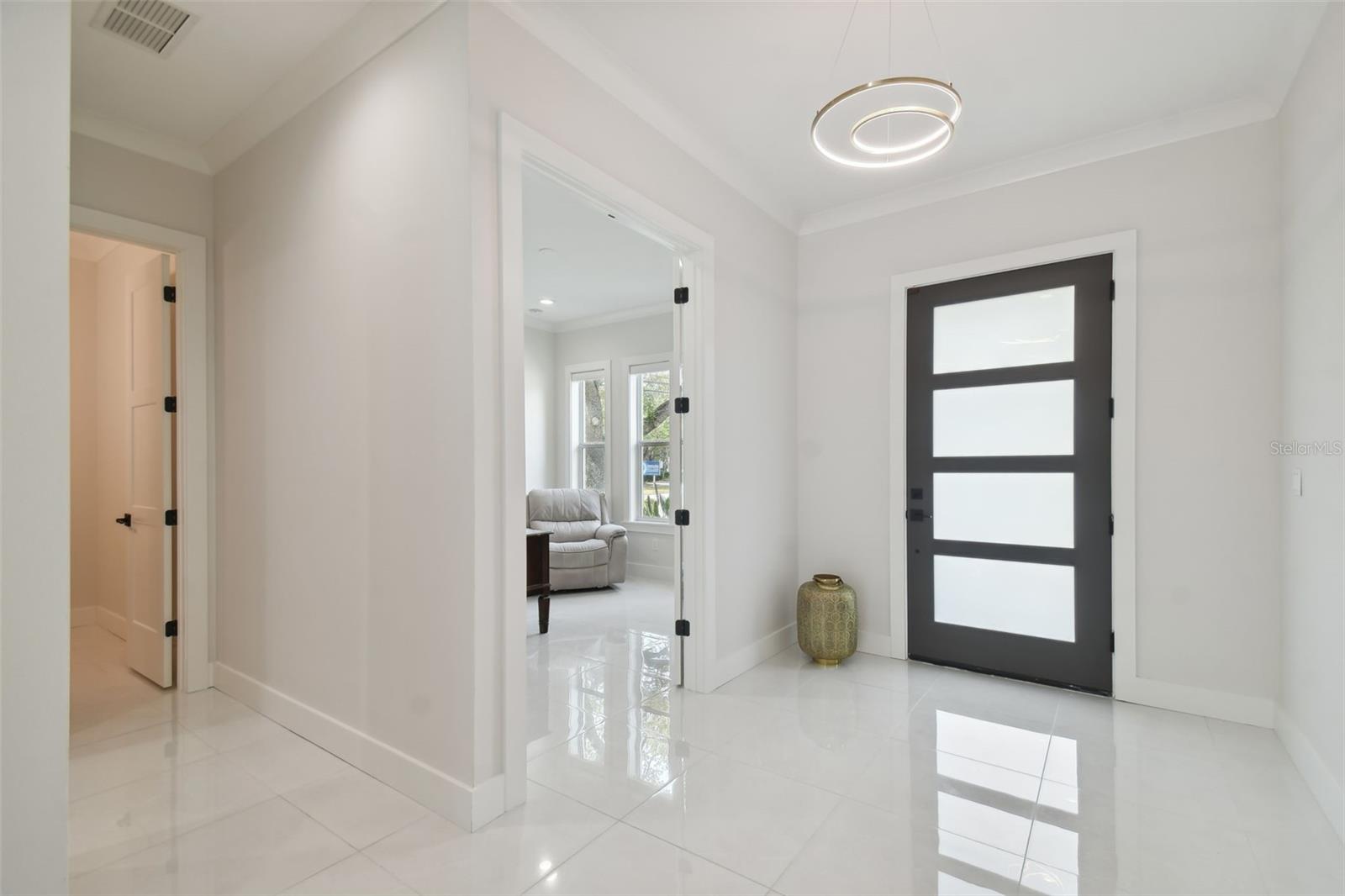 3418 W DORCHESTER ST