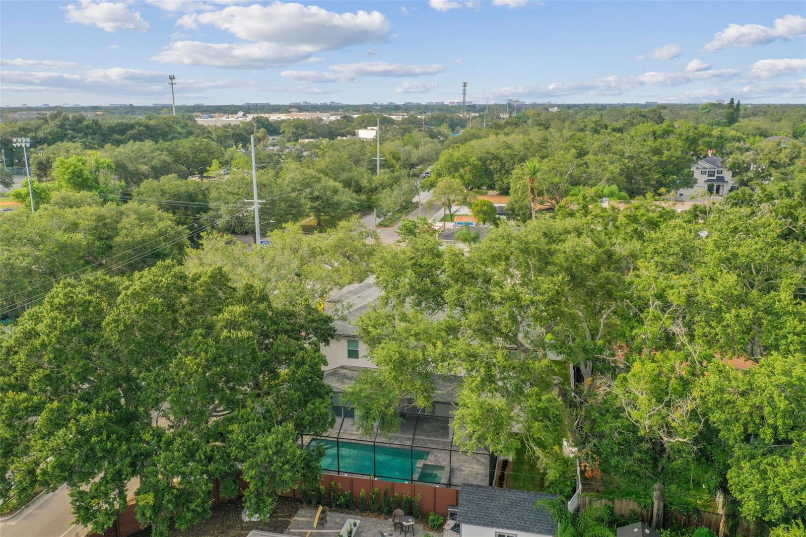 3418 W DORCHESTER ST