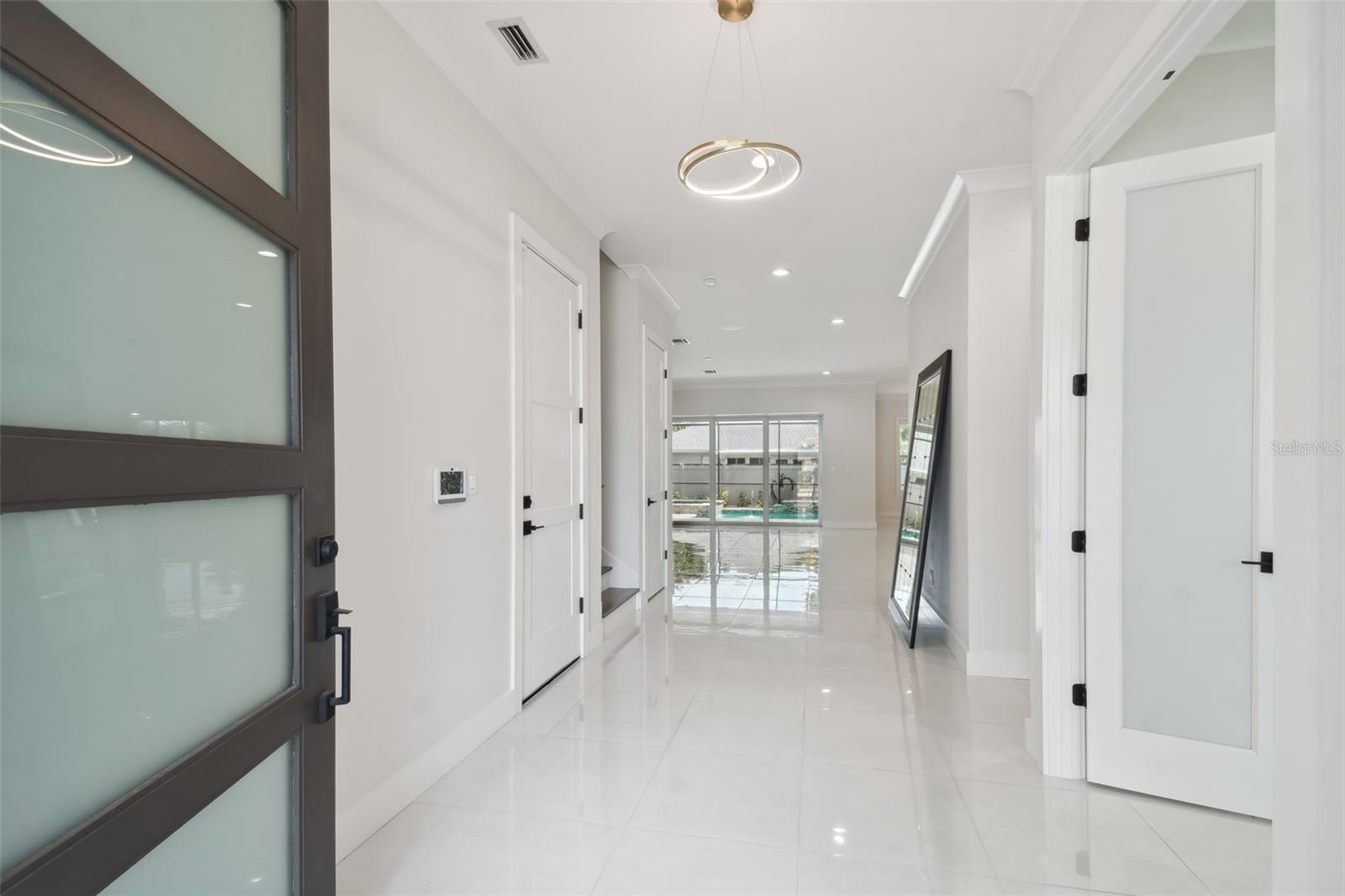 3418 W DORCHESTER ST