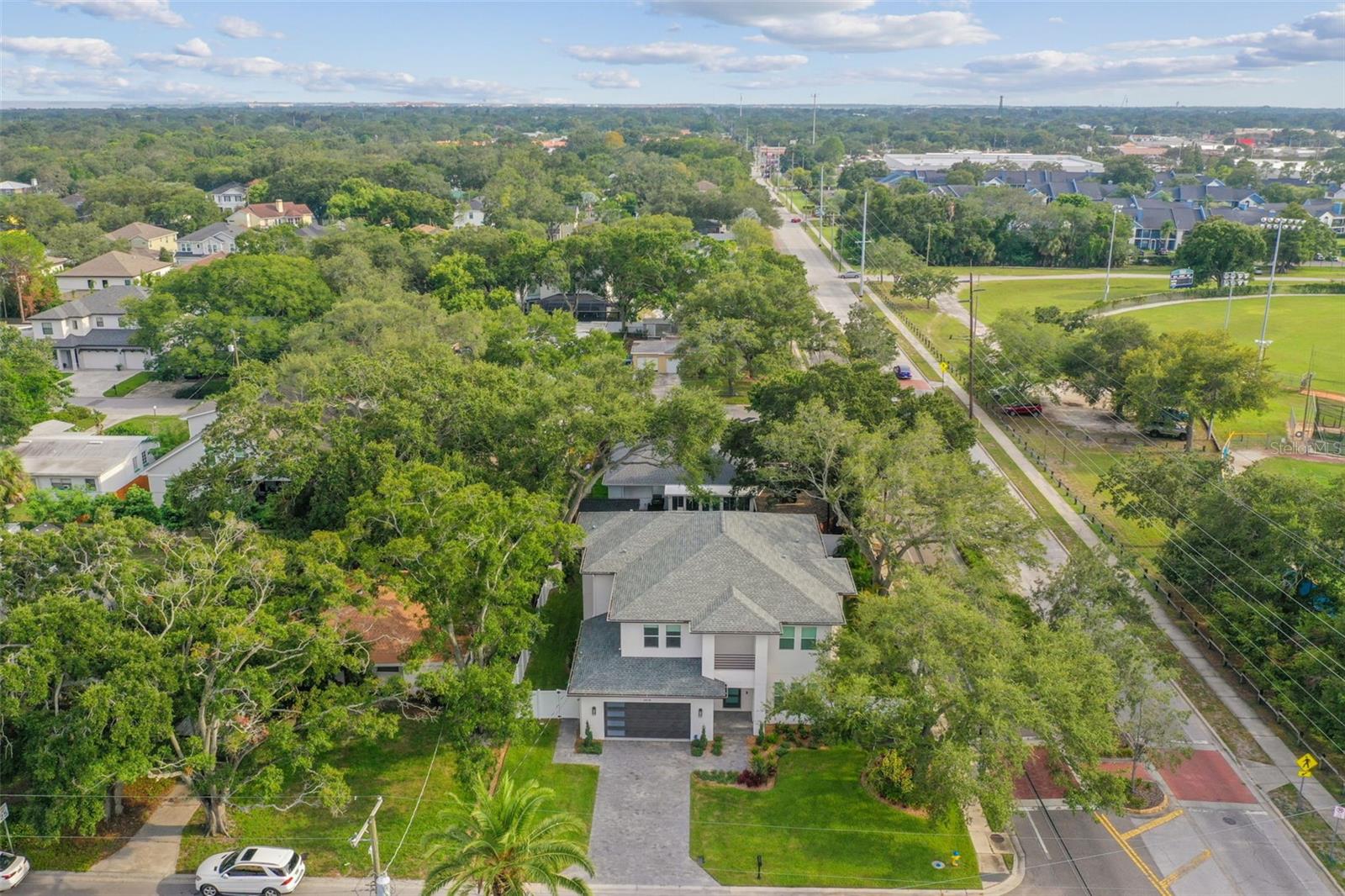 3418 W DORCHESTER ST