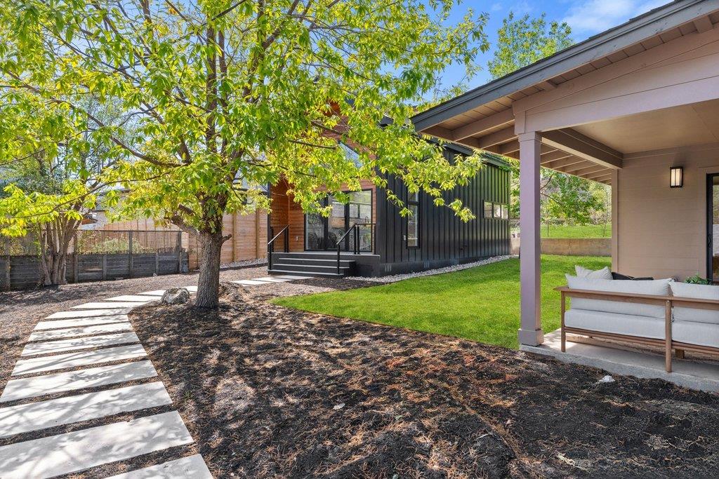 2503 Rockingham DR