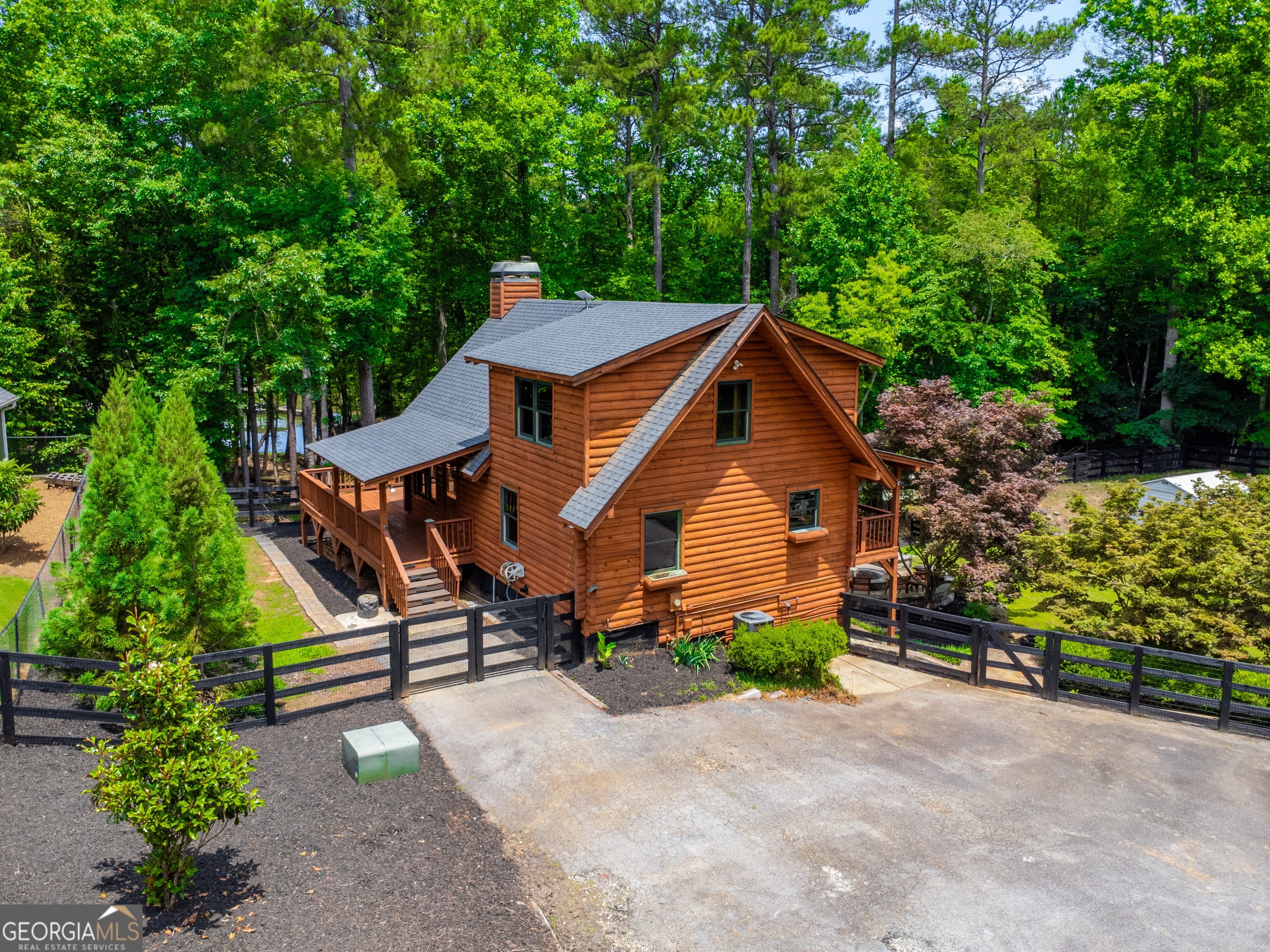 5979 Blackberry Lane