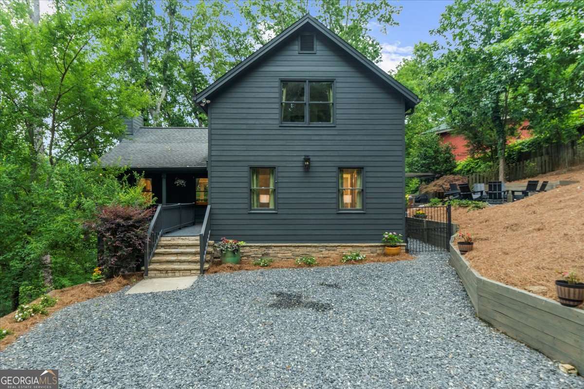 4735 Log Cabin Road
