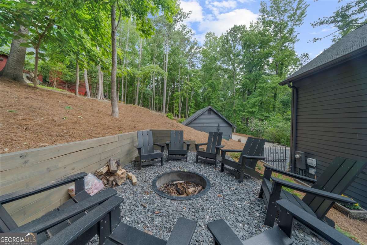 4735 Log Cabin Road