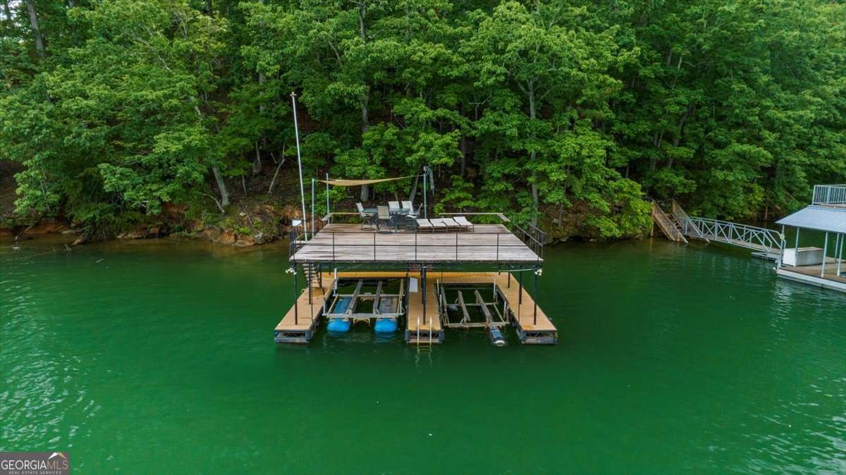 4735 Log Cabin Road