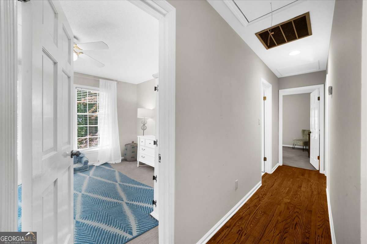 245 W Spalding Drive