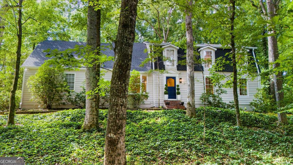 245 W Spalding Drive